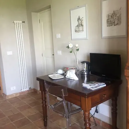 Πανσιόν Cascina Giulia *